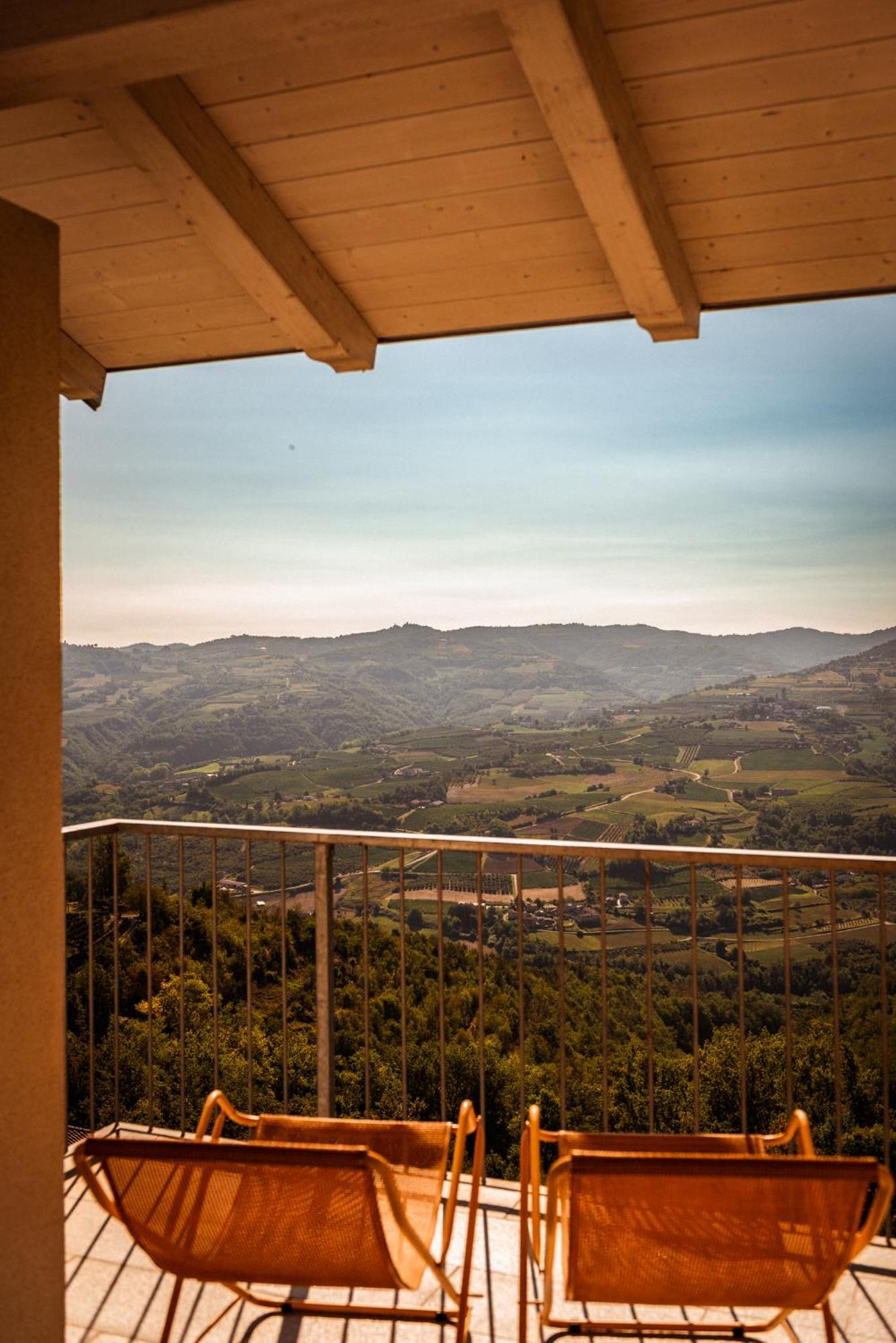Apartamento Borgo San Rocco Piemonte Castino Exterior foto